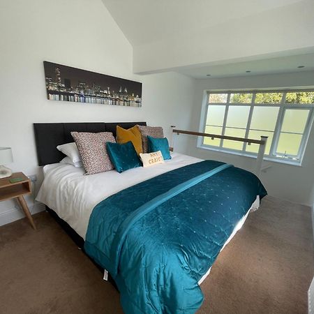 The Upton Coach House Villa Birkenhead Eksteriør billede